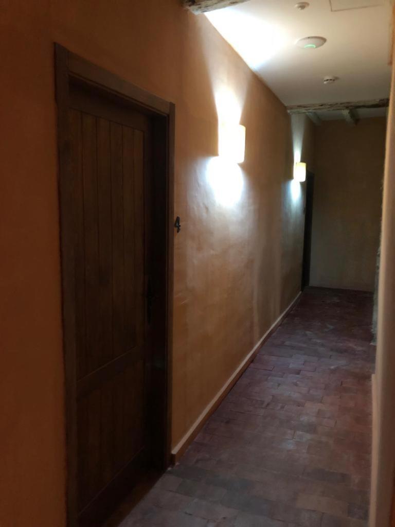 Hostal De Bianya ลาวัล เด เบียนยา ภายนอก รูปภาพ