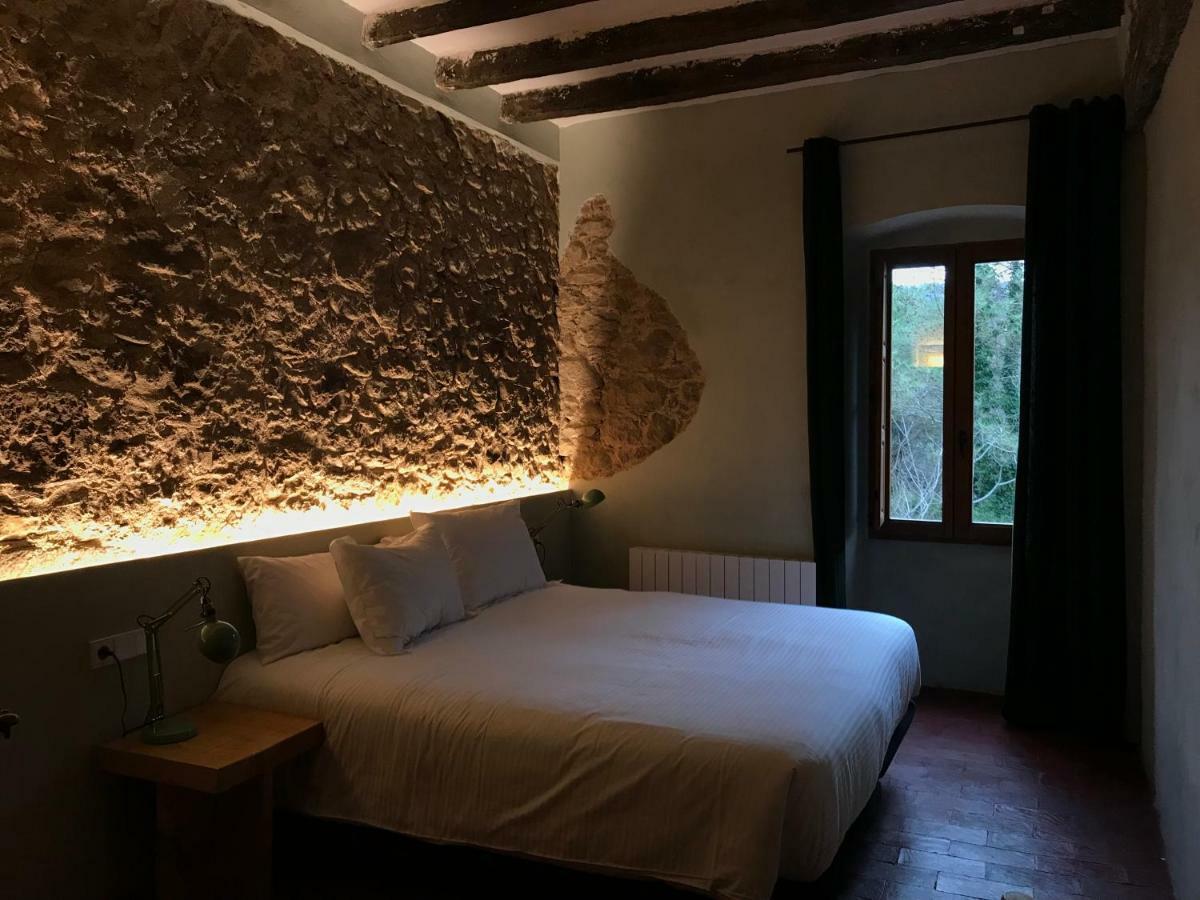 Hostal De Bianya ลาวัล เด เบียนยา ภายนอก รูปภาพ